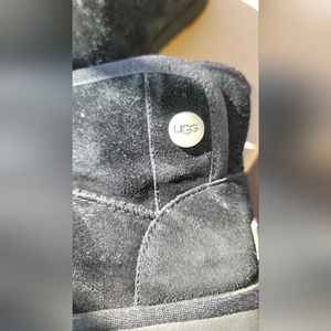Ugg black Jona size 12 toddler